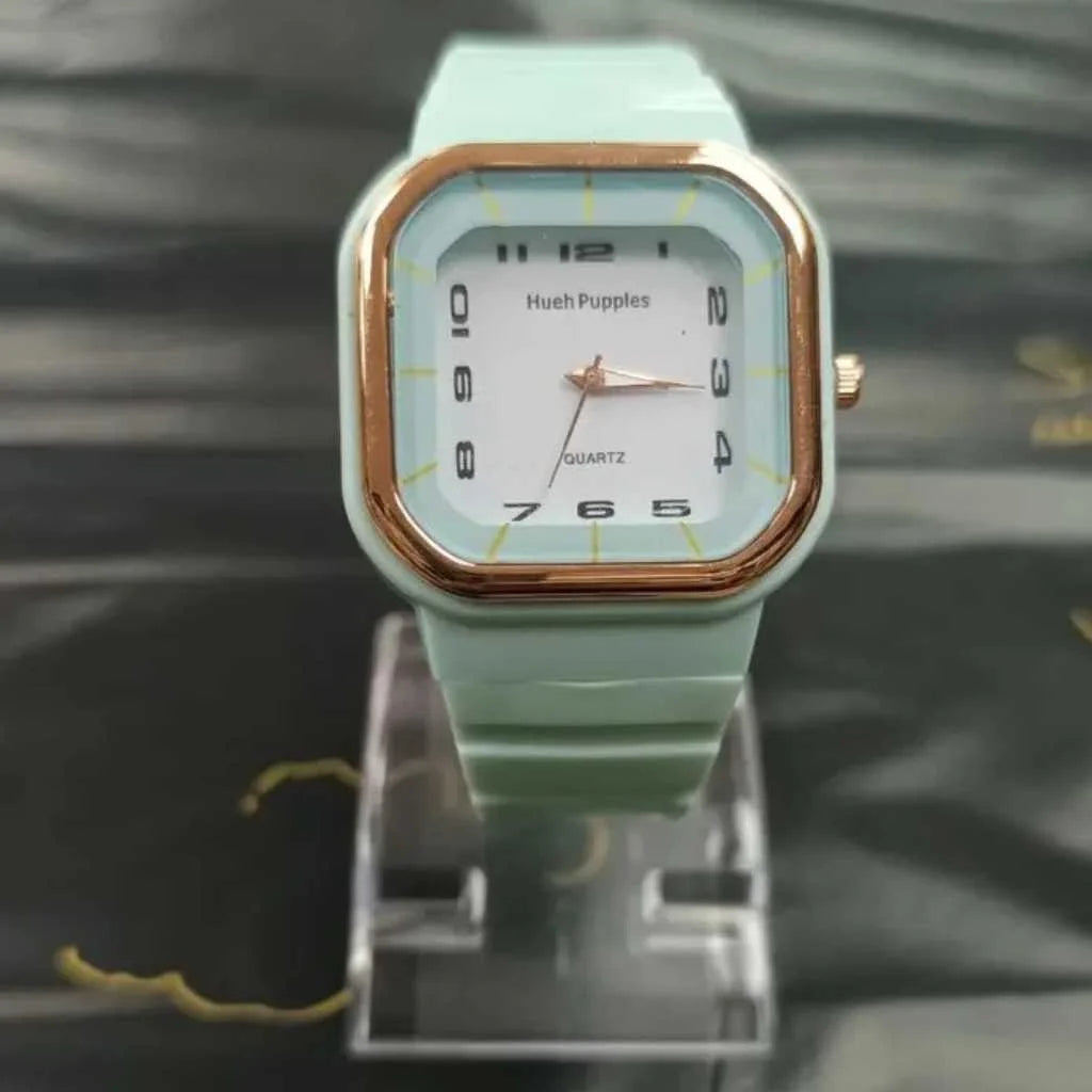 Best Analogue Watch for Women with Square Dial