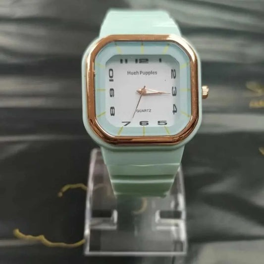 Best Analogue Watch for Women with Square Dial