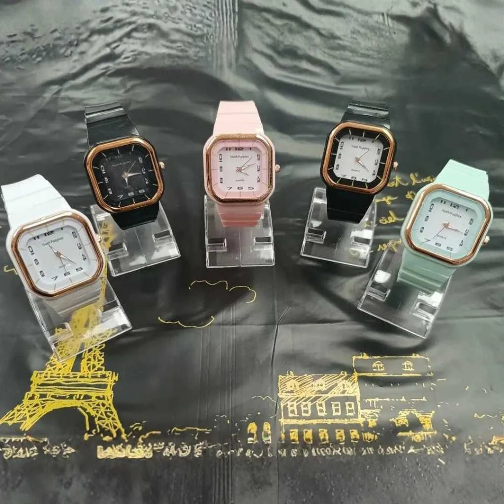 Best Analogue Watch for Women with Square Dial